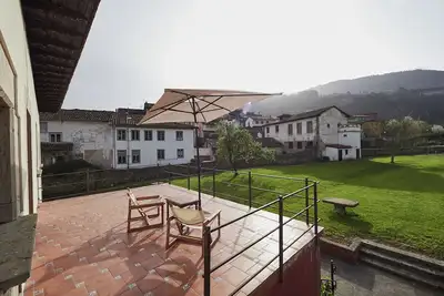 Image de Regent house 19th century with farm