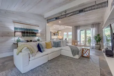 Image de Row Jimmy, 3 Bedroom/2 Bath, Private Pool, Easy walk to Seaside, June