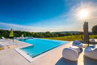 Image de Luxury Villa Artemis with Heated Pool