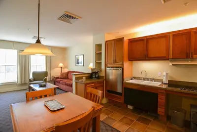 Image de Pamper Yourself at Jackson Gore