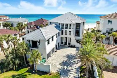Image de Big House by the Sea - Beach Front Home with Large Private Pool, Theater & Bar