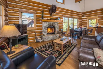 Image de *Pet Friendly* Ski-In/Ski-Out Cabin W/ Hot Tub & Mountain Views