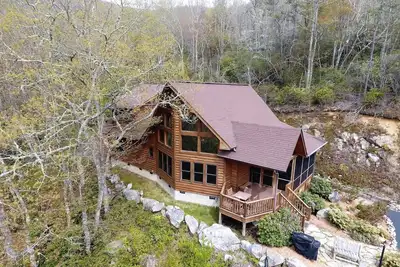 Image de Private, Elevation, Unlimited WiFi, Kid & Dog Friendly, Hiking, Rafting, Tubing,