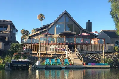 Image de Northern California <br>Sacramento Delta River Home