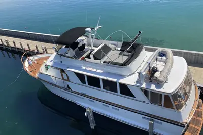 Image de 60' Luxury Yacht  Northport Mi on Grand Traverse Bay