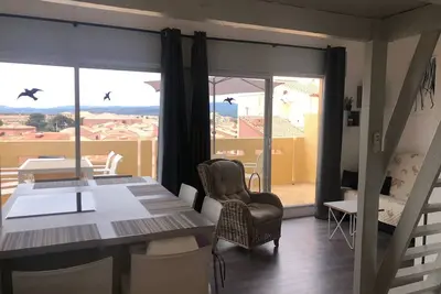 Image de Appartement avec terrasse, 4 couchages, plage à proximité, parking