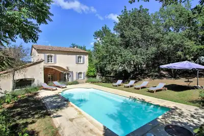 Image de Maison acceptant les animaux Ă Apt