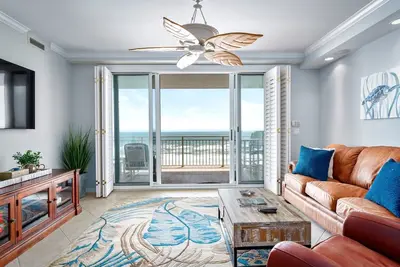 Image de Tortuga Sunrise Large Balcony Oceanfront 2 Bedrooms