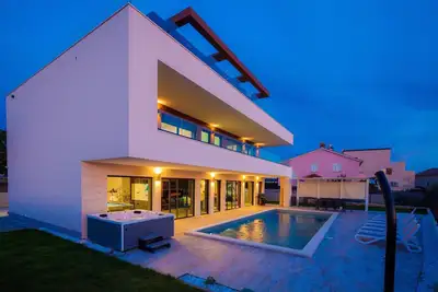 Image de Luxury Villa ReMi near Medulin with wellness and sea view