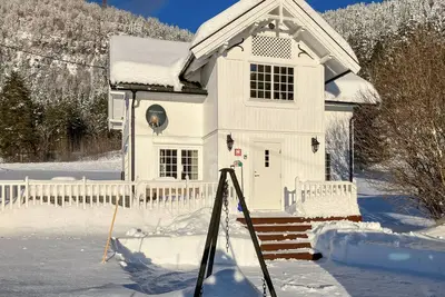 Image de Superbe maison à Nome avec cuisine