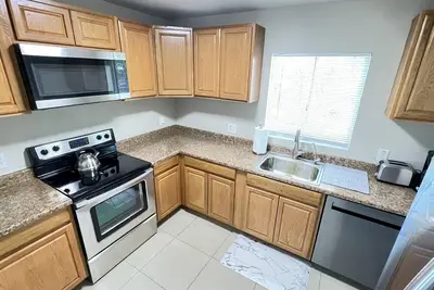 ★Family Friendly★Near Central Phoenix & Downtown & Gcu★