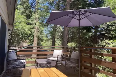 Image de Cheerful Hillside cabin