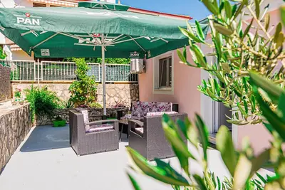 Image de Bel appartement à Brodarica avec WiFi