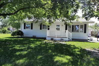 Image de Family/pet friendly 3 bdrm home Sleep 6 fish cleaning area and boat parking