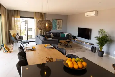Image de New on the market - Unique Penthouse Apartment