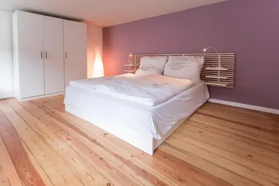 Image de Am alten Kaufmannshof - whirlpool bath, shower, Tv, Wlan, washing machine, parking space