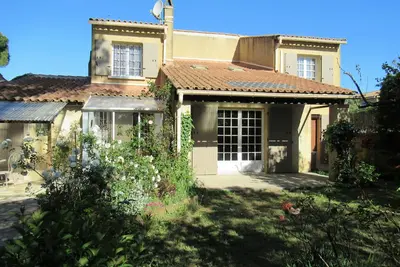 Image de Villa avec jardin au calme, à 10 mn d'Avignon