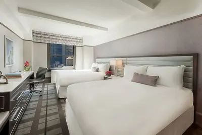 Image de 3 x Premier Room 2 Queens at Park Central Hotel New York