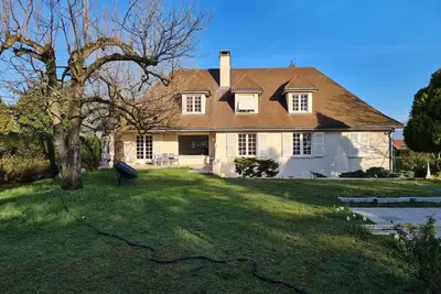 Image de Family house perfect for one or few families near Geneva