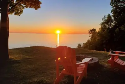 Image de Cottage in Bayfield, Lake Huron Bluffs