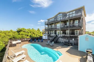 Image de K1029 Sunrise to Sunset. Semi-Oceanfront, Pool, Rec Room, Elevator, Pets Ok!