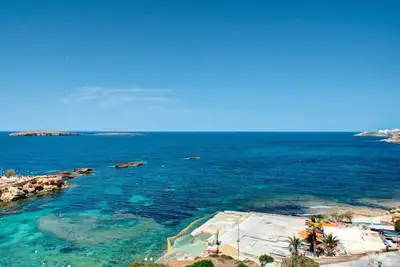 Image de Modern Seaside 2 Bedroom Penthouse with Sea Views