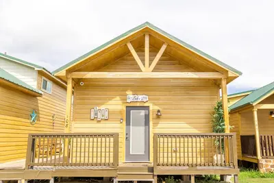 Image de On lake time tiny home living modern
