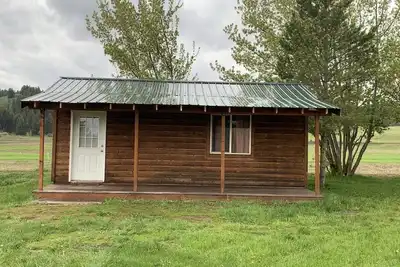 The Bear Cabin a rustic ranch cabin
