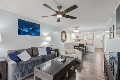 Image de Seaside Serenity 2br Condo by Beach in St Aug!