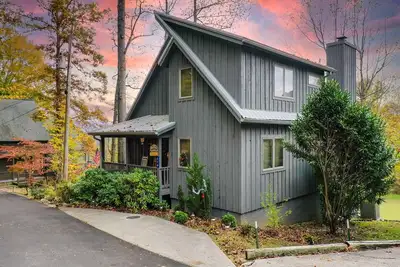 Image de Cozy Smoky Mountain view and golf escape near Cades Cove