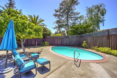 Image de Home near Sonoma with pool & hot tub