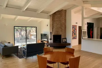 Image de Beautiful Topanga Nest