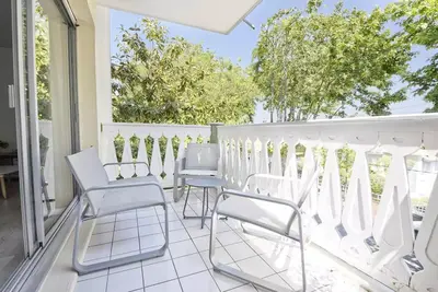 Image de Arcachon, Ville D’Automne – A Moins De 300 M De La Plage!