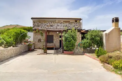 Image de Appartement \"Appartamento Nuraghe\" avec climatisation, Wi-Fi, Jardin et Terrasse