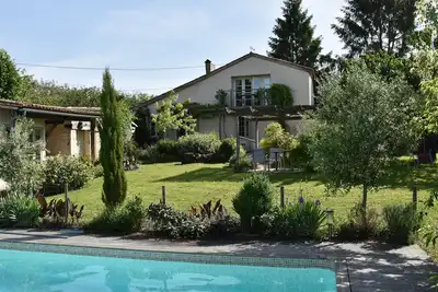 Image de Idylle rurale dans les vignes