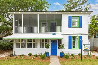 Image de Coquina Cottage | Pool, Short Walk to the Beach