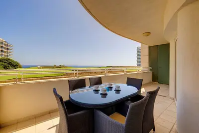 Image de Seafront Lux Apart inc Pool, Upmarket Area