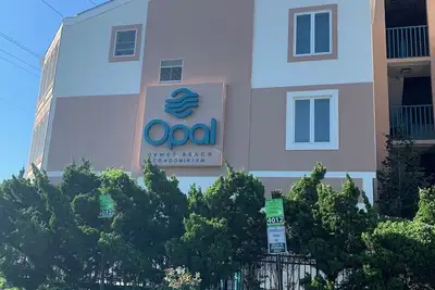 Image de Opal Condos - Pool, One Block from Ocean, Middle of Dewey Beach!