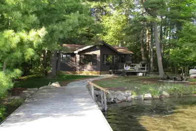 Image de Clear Lake Muskoka Cottage - Patricia's Place