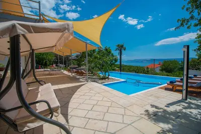 Image de Villa Evergreen with Pool