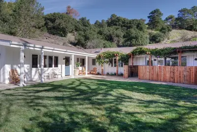 Image de Gorgeous Carmel Valley Home with views - perfect for gathering family\/friends