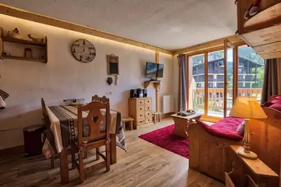 Image de Au coeur du village dans une résidence avec piscine et Spa