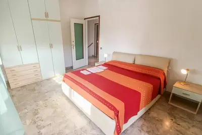 Image de Joli appartement pour 6 personnes avec piscine, Wifi, Tv, terrasse et parking