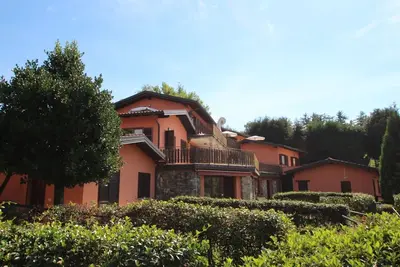 Image de Confortable appartement pour 5 personnes avec Wifi, piscine, Tv, animaux admis et parking