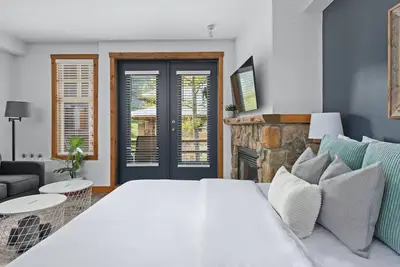 Image de Mvp Rentals. Luxury Taynton Lodge Studio