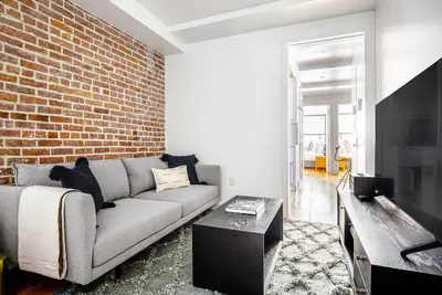 Image de Classic Flatiron 2br w/ W/D, Elevator, near Eataly, by Blueground