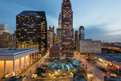 Image de Heart of houston Free Parking Minutes From Everything