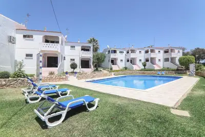 Image de Appartement Moradia das Gaivotas 6 avec piscine, jardin et balcon