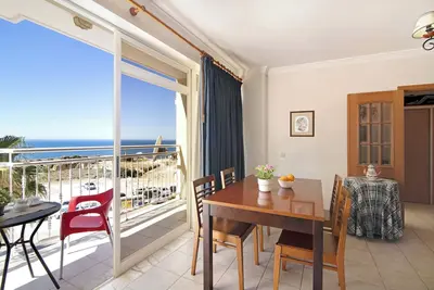 Image de Appartement Nau Bérrio 3°D - Vista Mar. Vue sur la mer, piscine, climatisation, jardin, balcon.