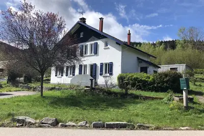 Image de Les Coteaux - Appartement 6 personnes proche centre, lac et ski